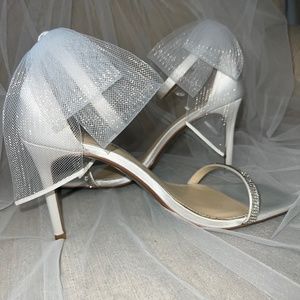 Bridal shoes Blue By Besty Johnson SB-Tori Ivory Size 8